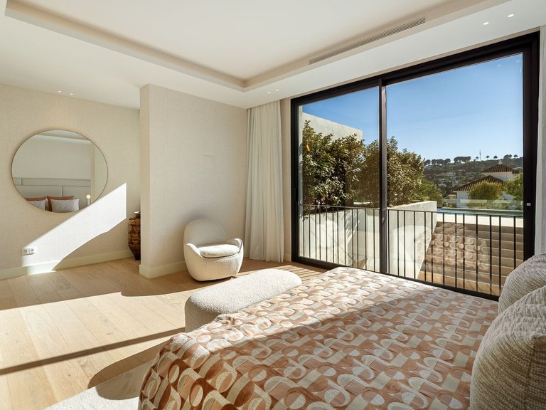 Villa for Sale in Nueva Andalucia, Malaga 7