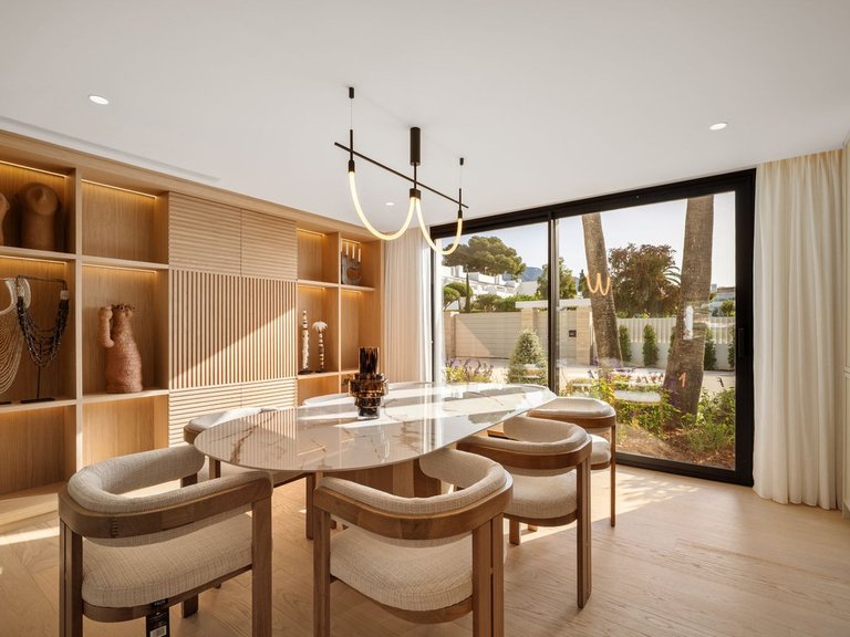 Villa for Sale in Nueva Andalucia, Malaga 44