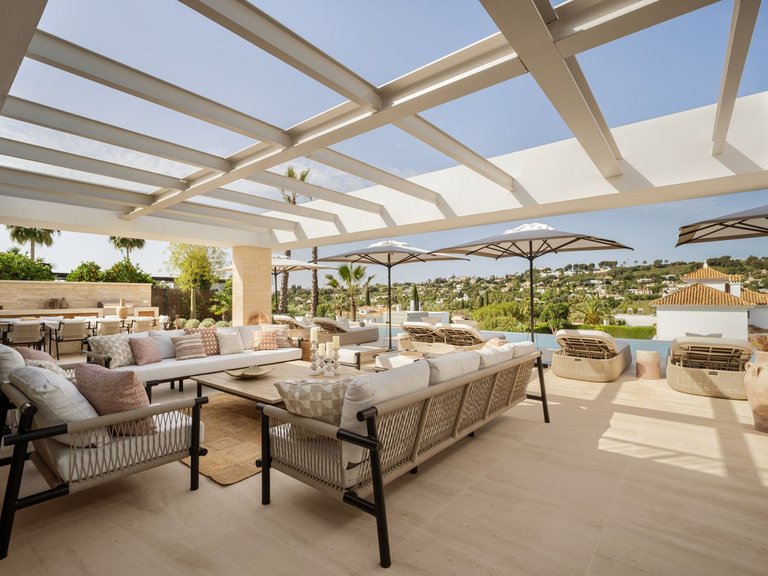 Villa for Sale in Nueva Andalucia, Malaga 48