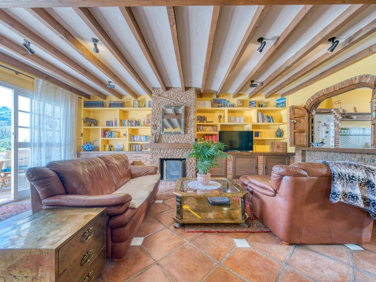 Town House for Sale in Benahavis, Malaga 13