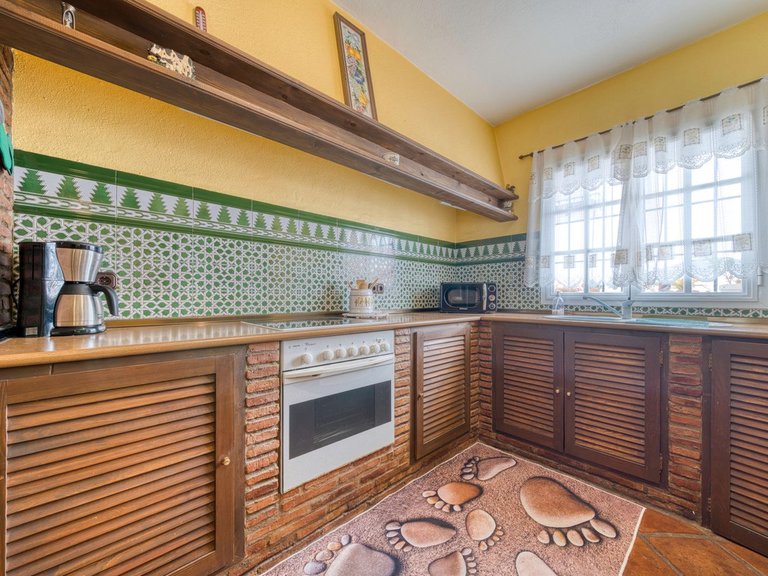 Town House for Sale in Benahavis, Malaga 7