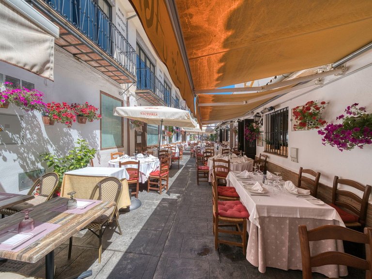 Town House for Sale in Benahavis, Malaga 34