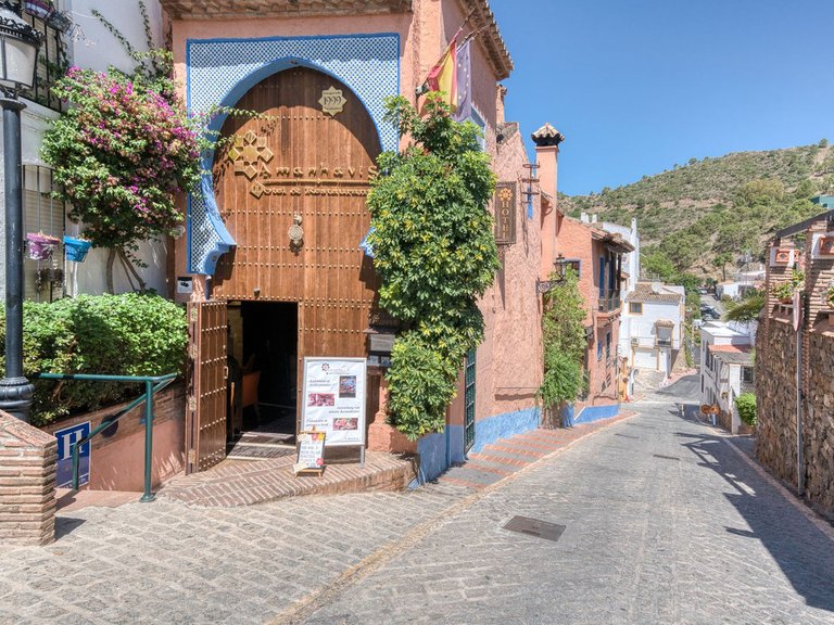 Town House for Sale in Benahavis, Malaga 36