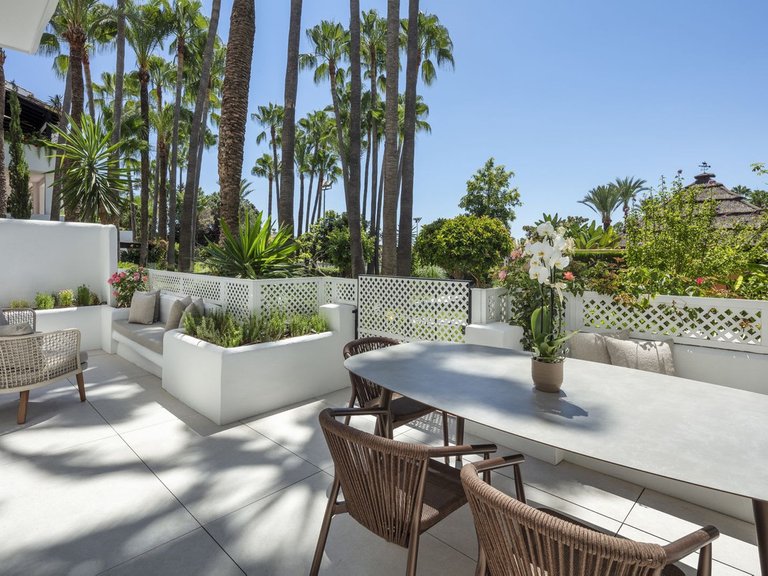 Apartment for Sale in Marbella Golden Mile, Malaga 14