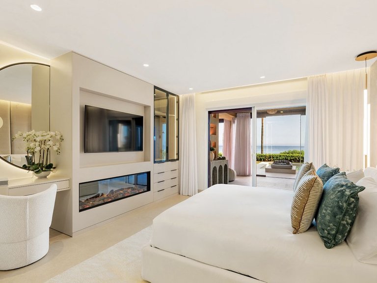 Apartment for Sale in Estepona, Malaga 5