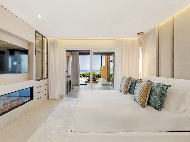 Apartment for Sale in Estepona, Malaga 8