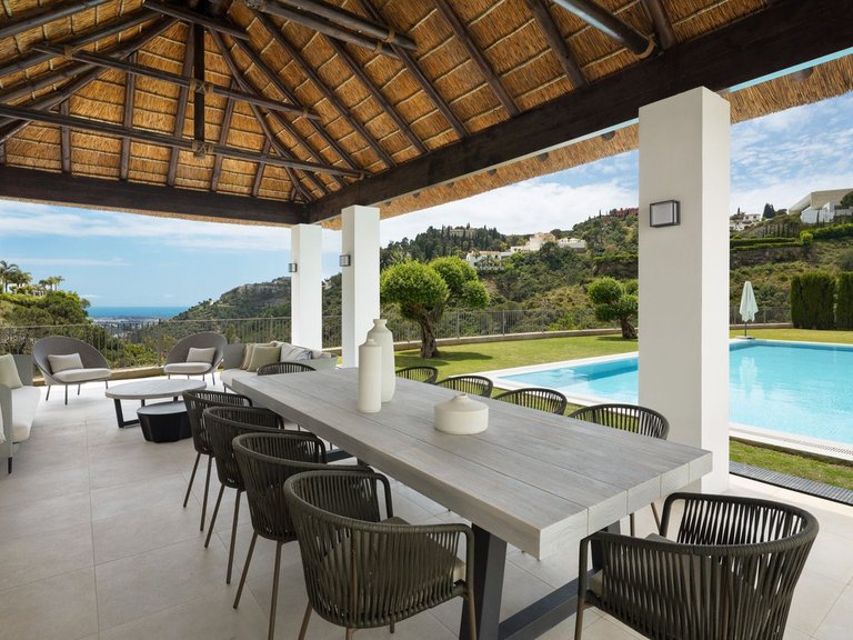 Villa for Sale in El Madronal, Malaga 24
