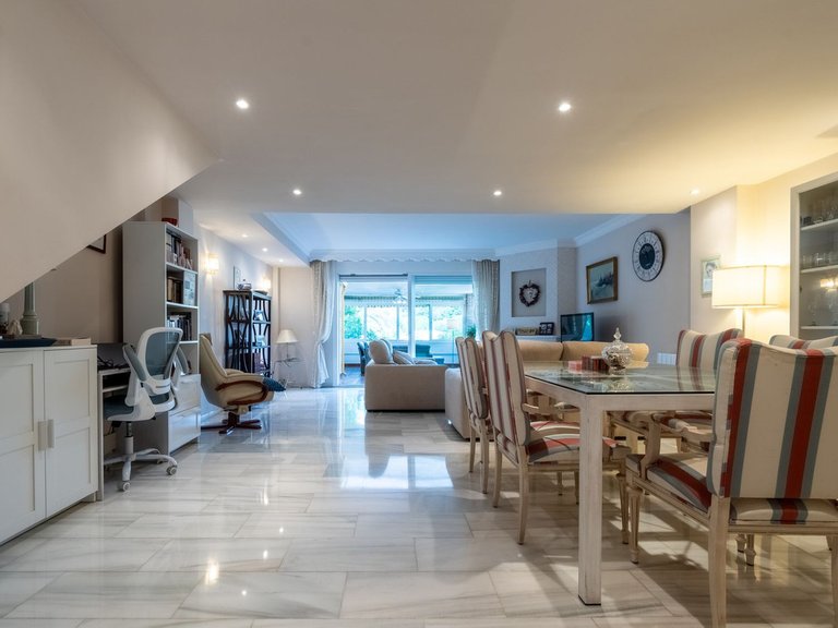 Town House for Sale in Marbella, Malaga 21