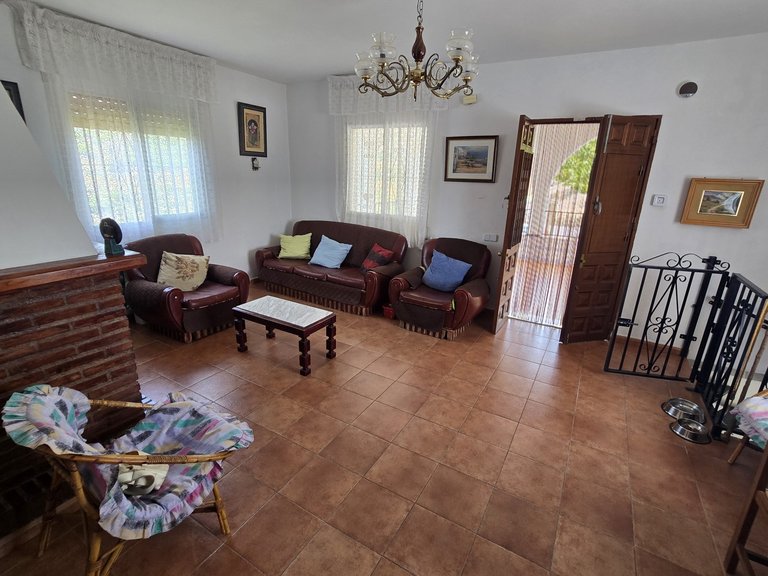Town House for Sale in Alcaucin, Malaga 16
