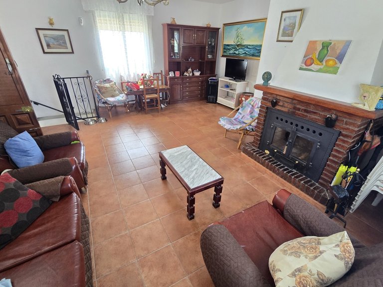 Town House for Sale in Alcaucin, Malaga 17