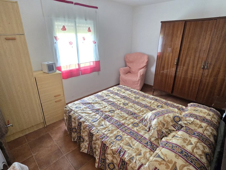 Town House for Sale in Alcaucin, Malaga 26