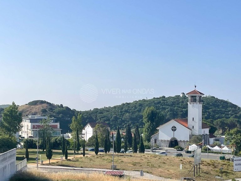 Apartment for Sale in Sesimbra, Setubal 42