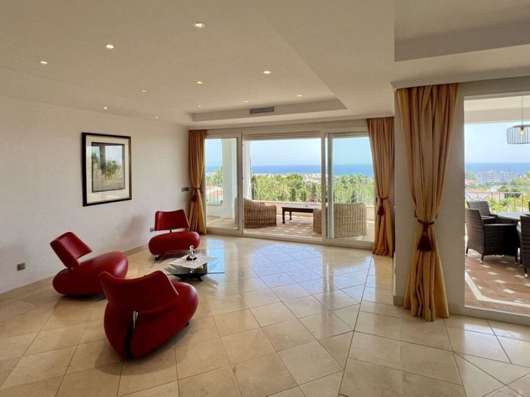 Villa for Sale in Marbella, Malaga 45