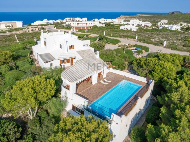 Villa for Sale in Cala'n Morell, Menorca 4