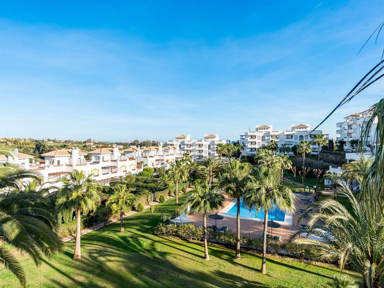Penthouse for Sale in Estepona, Malaga 2