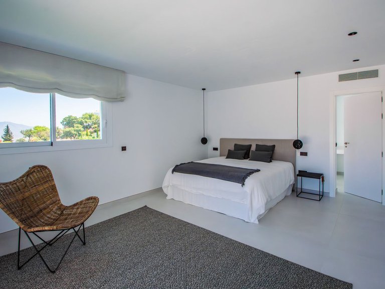 Villa for Sale in Marbella, Malaga 33