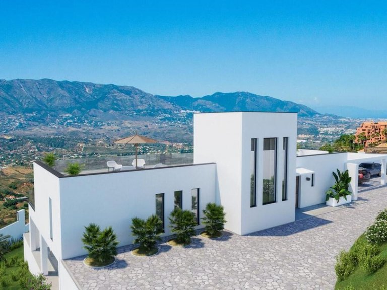 Town House for Sale in Marbella, Malaga 5