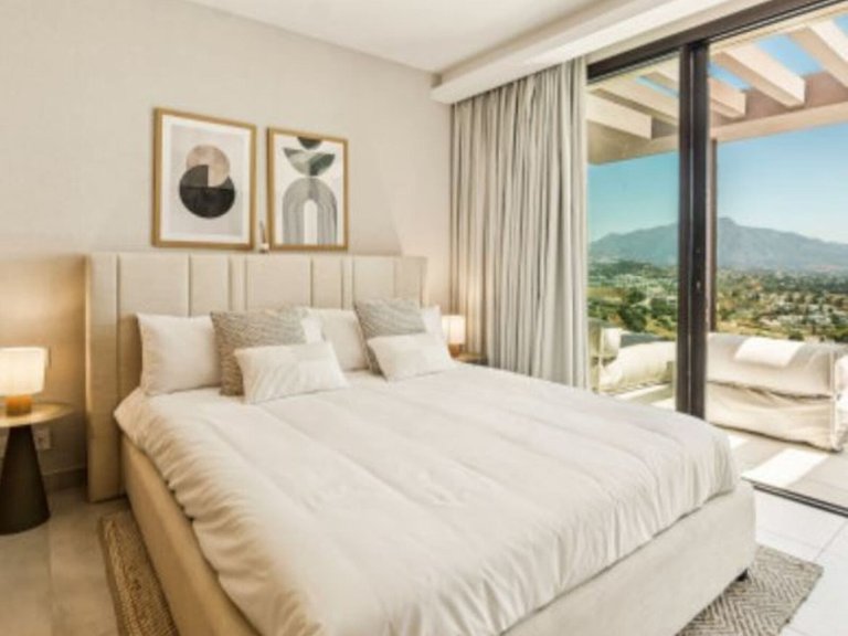 Town House for Sale in Benahavis, Malaga 6