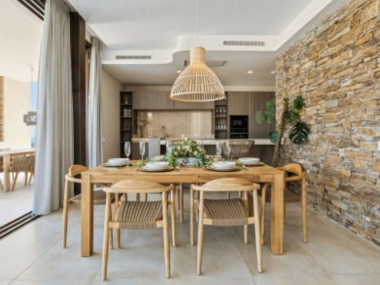 Town House for Sale in Benahavis, Malaga 11