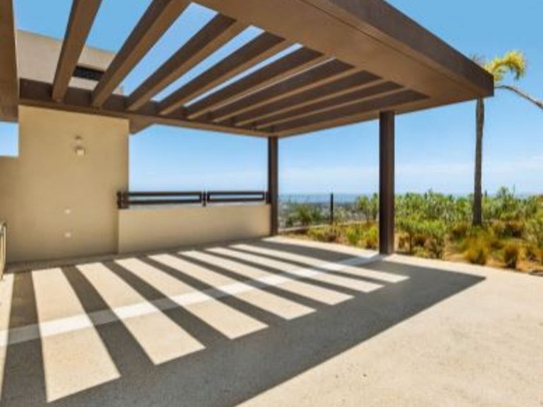 Town House for Sale in Benahavis, Malaga 13