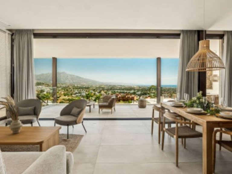 Town House for Sale in Benahavis, Malaga 18