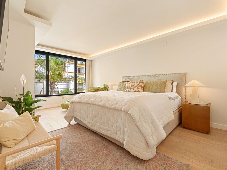 Town House for Sale in Marbella Golden Mile, Malaga 12