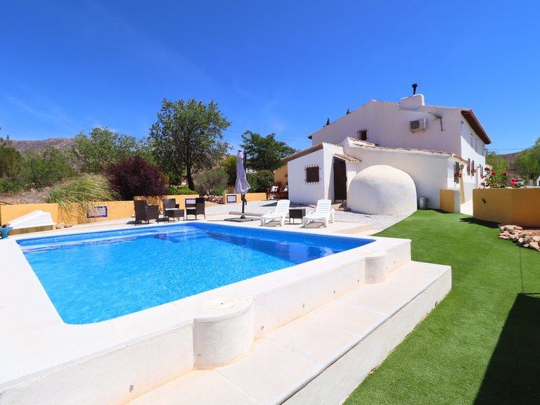 Country House for Sale in Velez-rubio, Almeria 4
