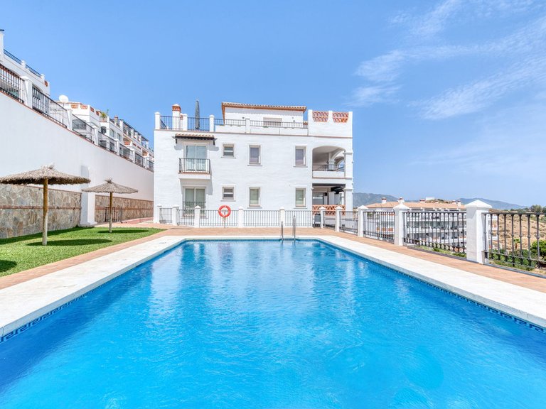 Apartment for Sale in Calahonda, Malaga 7