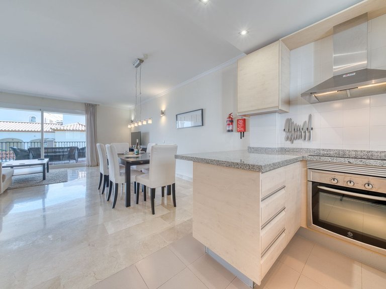 Apartment for Sale in Calahonda, Malaga 9