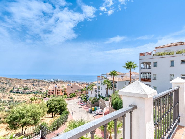 Apartment for Sale in Calahonda, Malaga 35