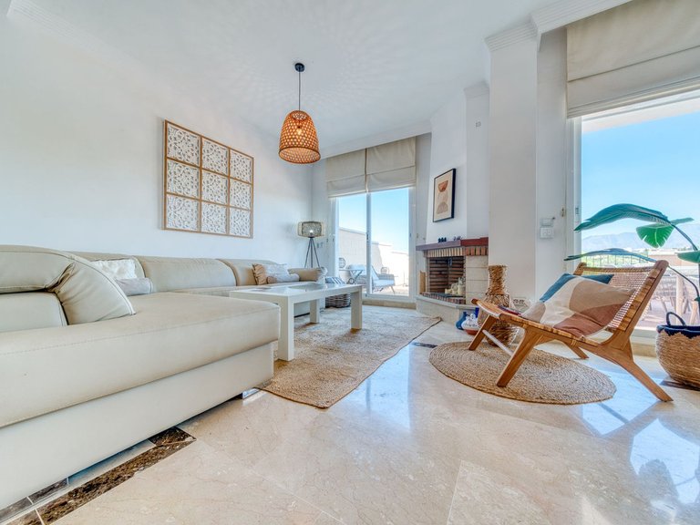 Town House for Sale in La Duquesa, Malaga 21