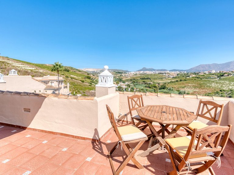 Town House for Sale in La Duquesa, Malaga 36