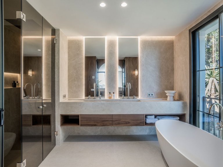 Town House for Sale in Nueva Andalucia, Malaga 18