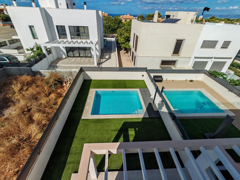 Town House for Sale in Puig De Ros, Balearic Islands 13