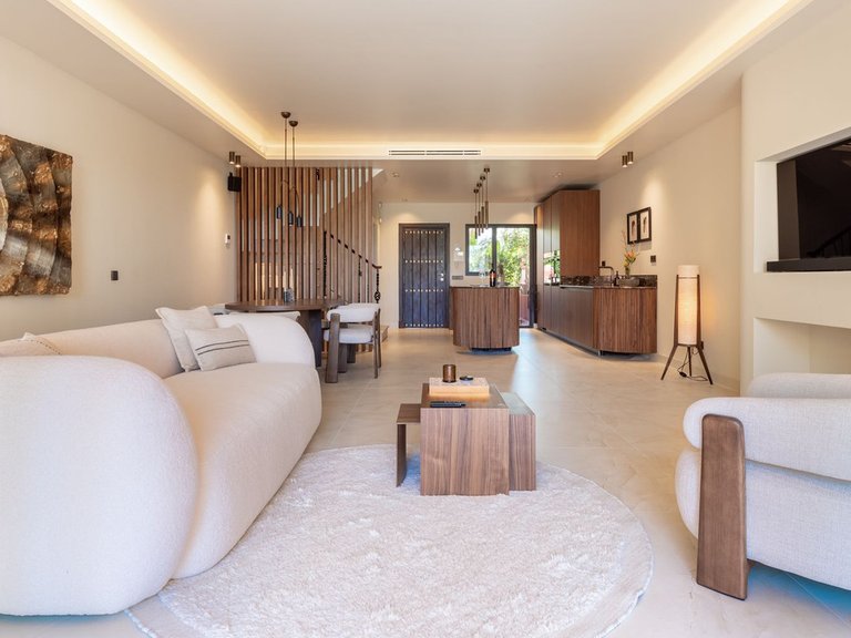 Town House for Sale in Estepona, Malaga 19