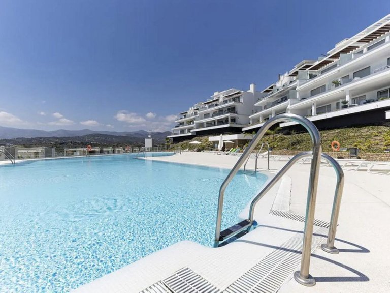 Town House for Sale in Estepona, Malaga 17