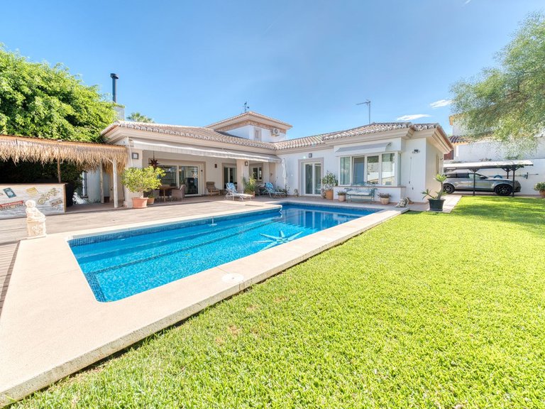 Villa for Sale in Mijas Costa, Malaga 2