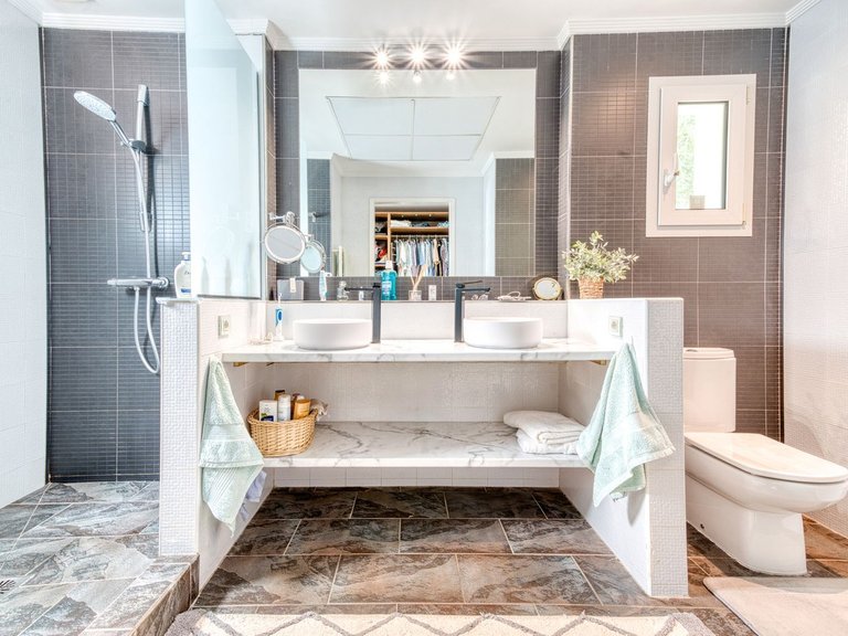 Villa for Sale in Mijas Costa, Malaga 29