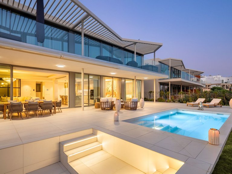 Apartment for Sale in Higueron, Malaga 47