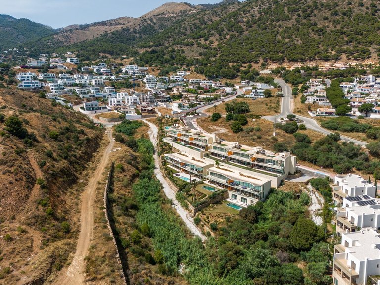 Apartment for Sale in Higueron, Malaga 16