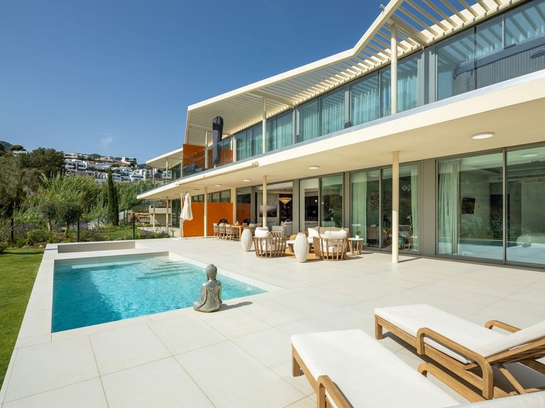 Apartment for Sale in Higueron, Malaga 41