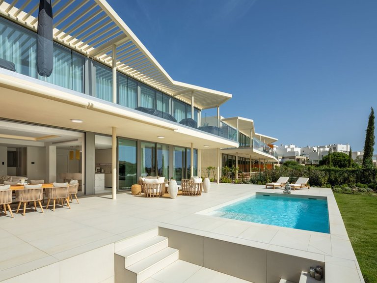 Apartment for Sale in Higueron, Malaga 42