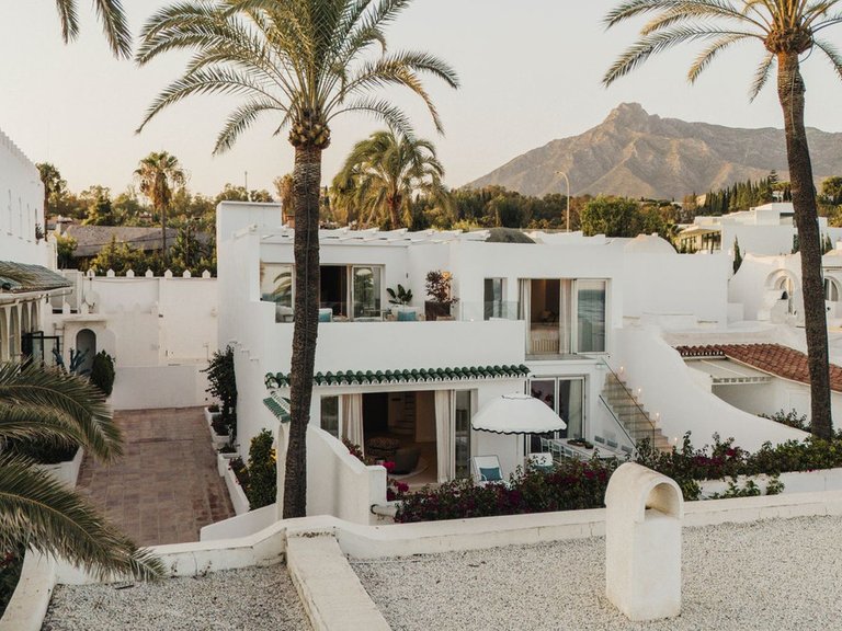 Town House for Sale in Marbella Golden Mile, Malaga 43