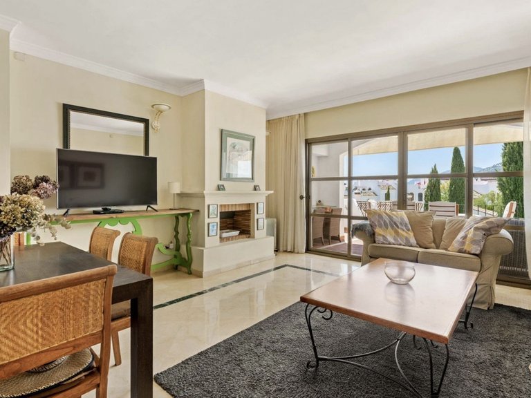 Town House for Sale in Benahavis, Malaga 10