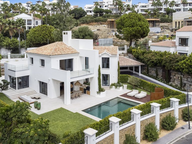 Villa for Sale in Benahavis, Malaga 2