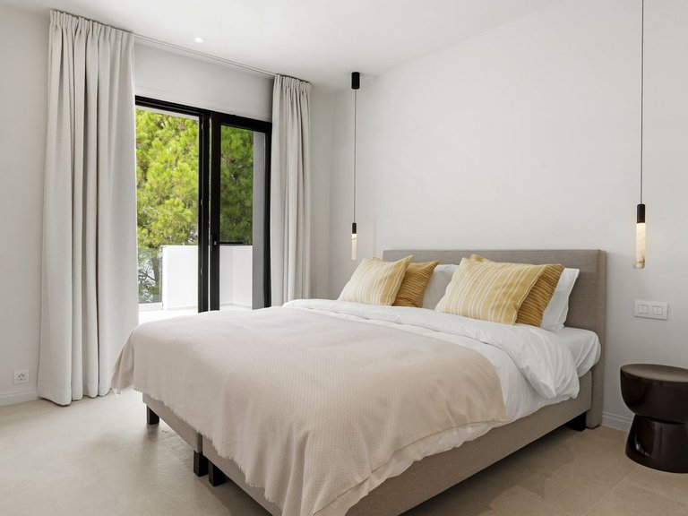 Villa for Sale in Benahavis, Malaga 17