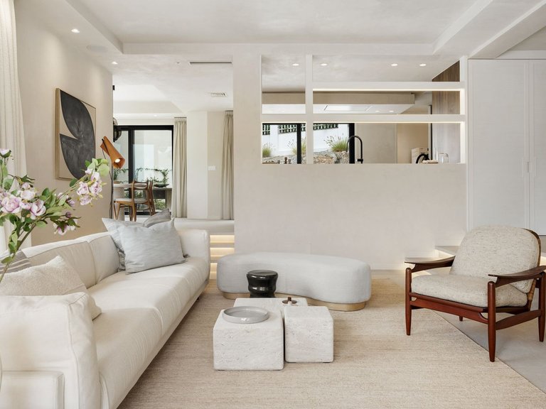 Villa for Sale in Benahavis, Malaga 18