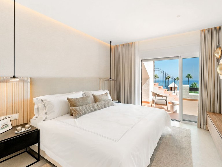 Penthouse for Sale in Estepona, Malaga 25