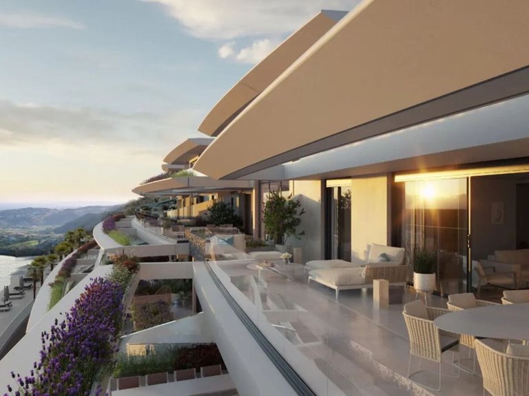 Apartment for Sale in Benahavis, Malaga 1