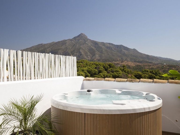 Town House for Sale in Nueva Andalucia, Malaga 13